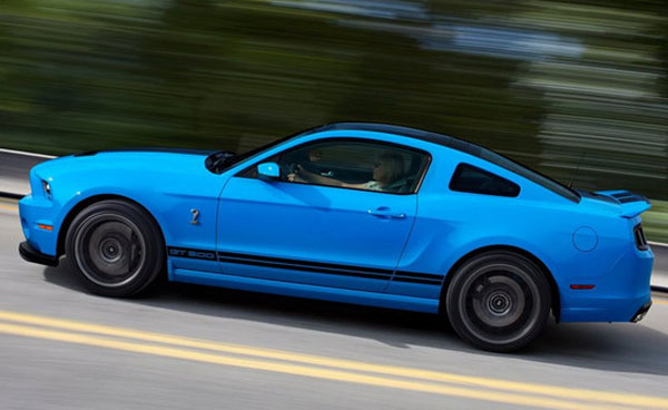 Ford Mustang Shelby GT500 ������� �����-��������