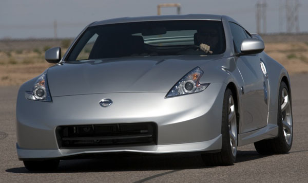 Nissan ��������� ����� ������-����� Nismo RS